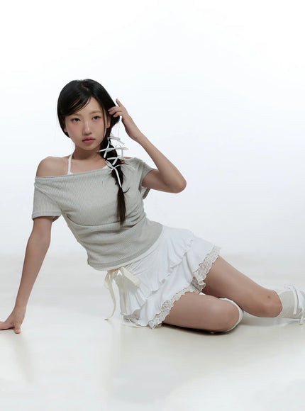 lace-trim-ribbon-mini-skirt-cu527 / White