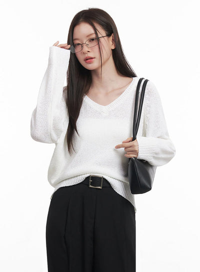 sheer-v-neck-sweater-top-iy509 / White