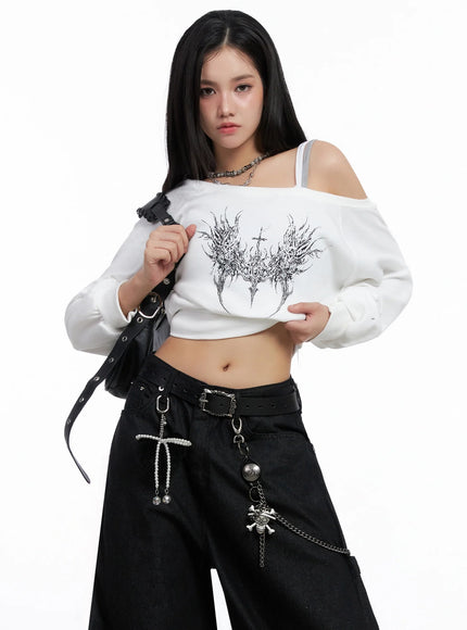 off-shoulder-graphic-sweatshirt-is525 / White