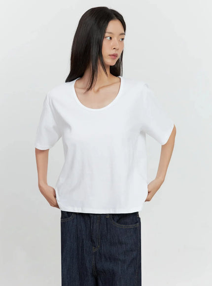 basic-u-neck-t-shirt-il528 / White