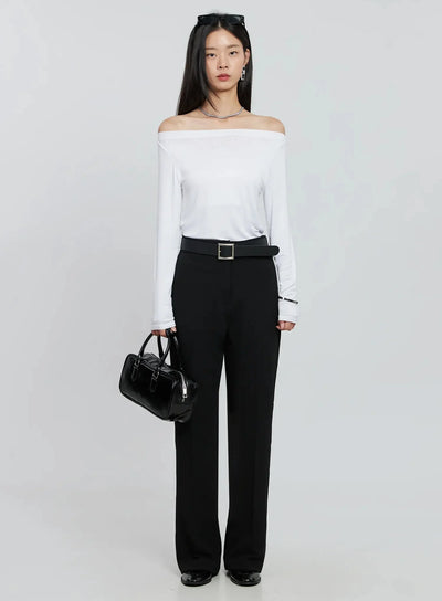 basic-off-shoulder-long-tee-in507 / White
