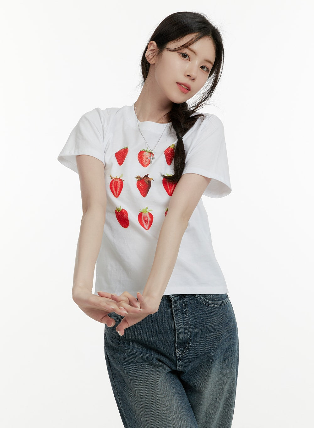 strawberry-graphic-cotton-tee-oa405 / White