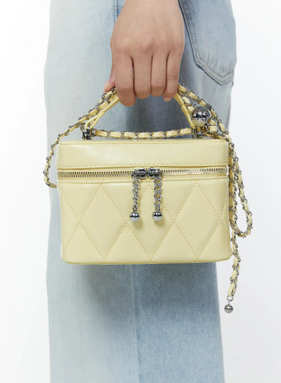 quilted-chain-strap-crossbody-bag-iy511 / Yellow