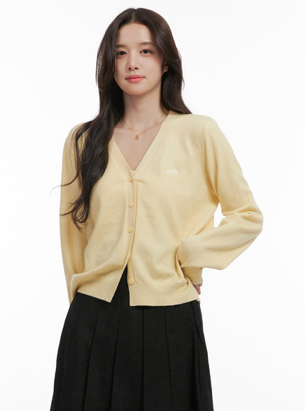 embroidered-v-neck-cardigan-on429 / Yellow