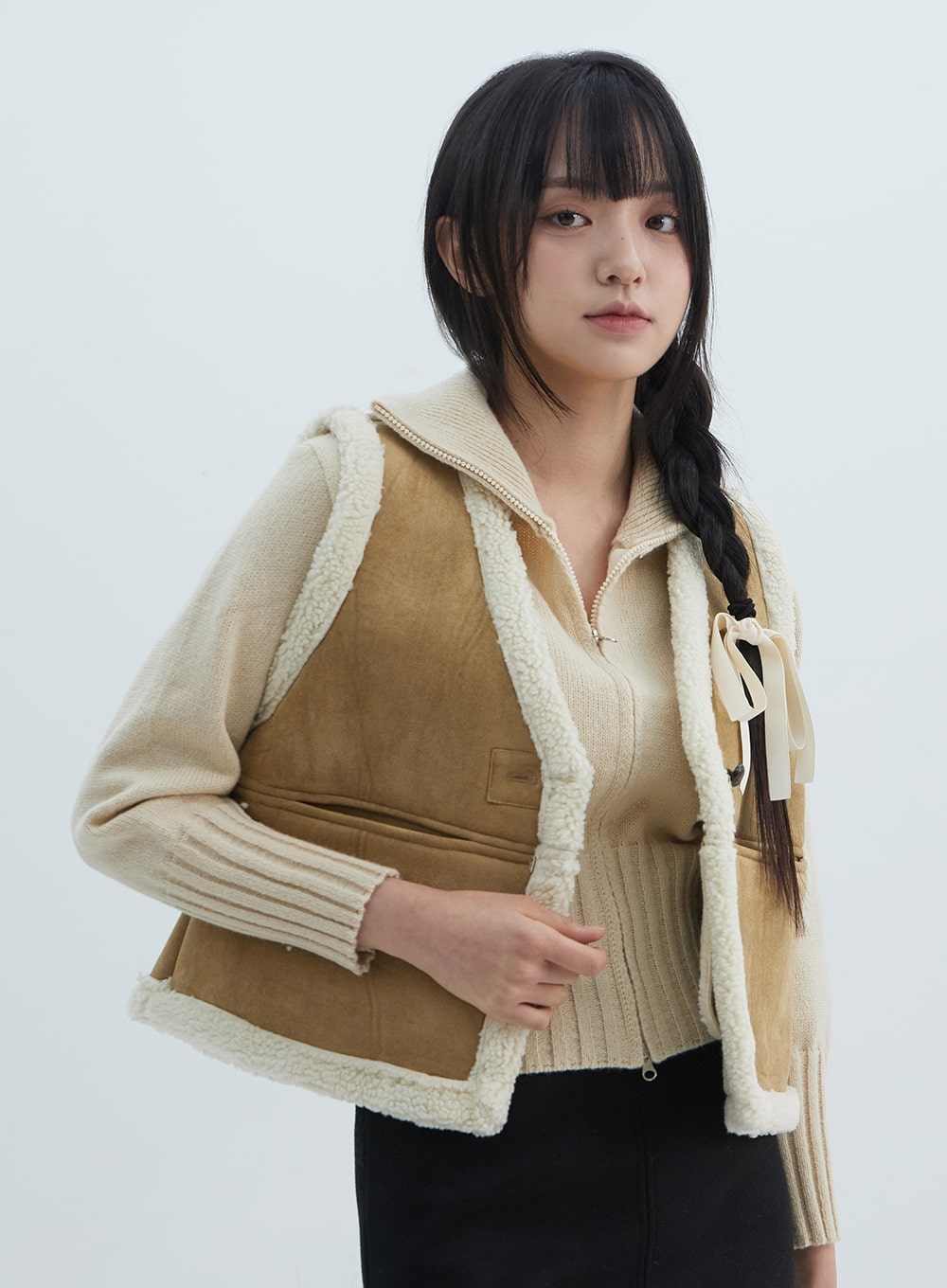 double-faced-v-neck-vest-on309 / Beige