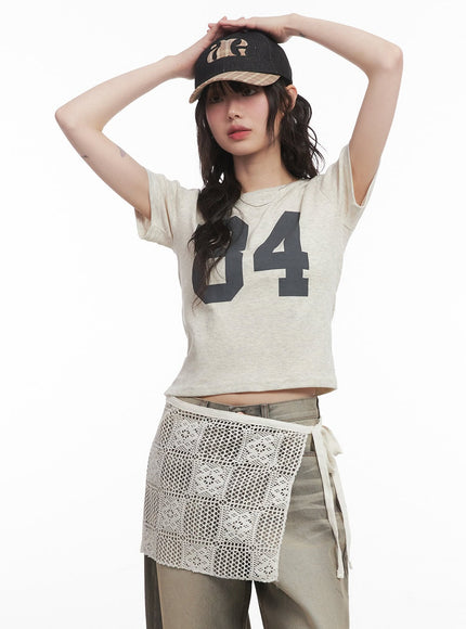 84-graphic-crop-tee-cm520 / Beige