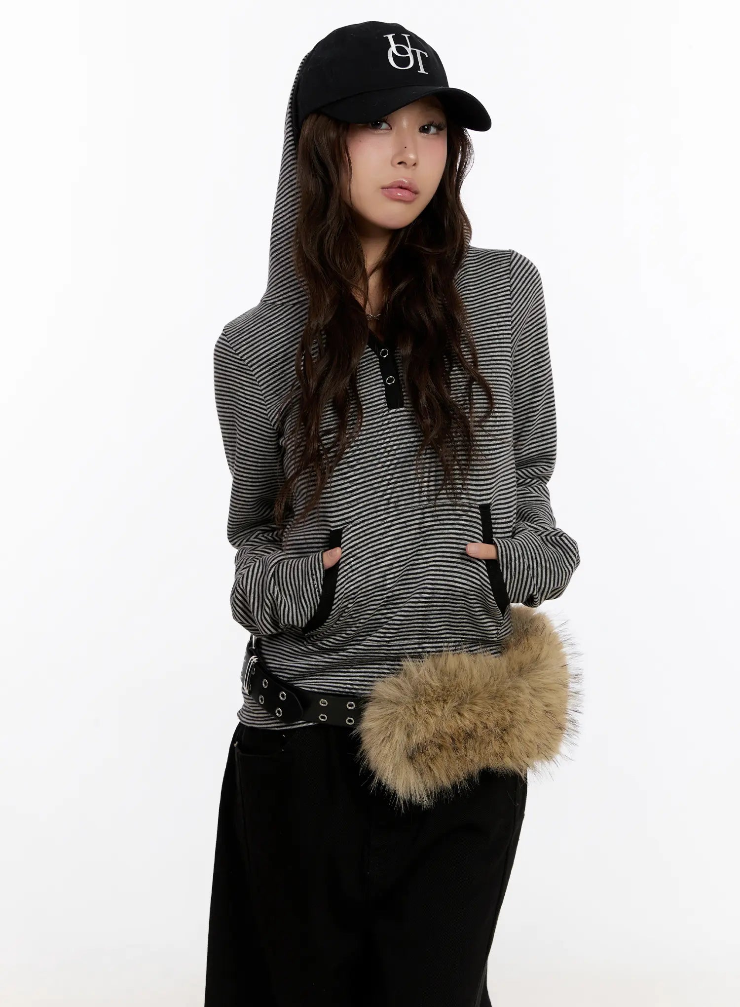 striped-button-slim-hoodie-cn527 / Black