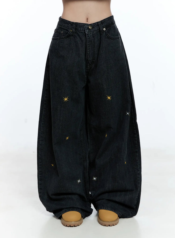 wynter-star-embroidered-denim-jeans-cg507 / Black