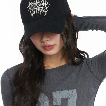 basic-graphic-embroidered-cap-cj501 / Black