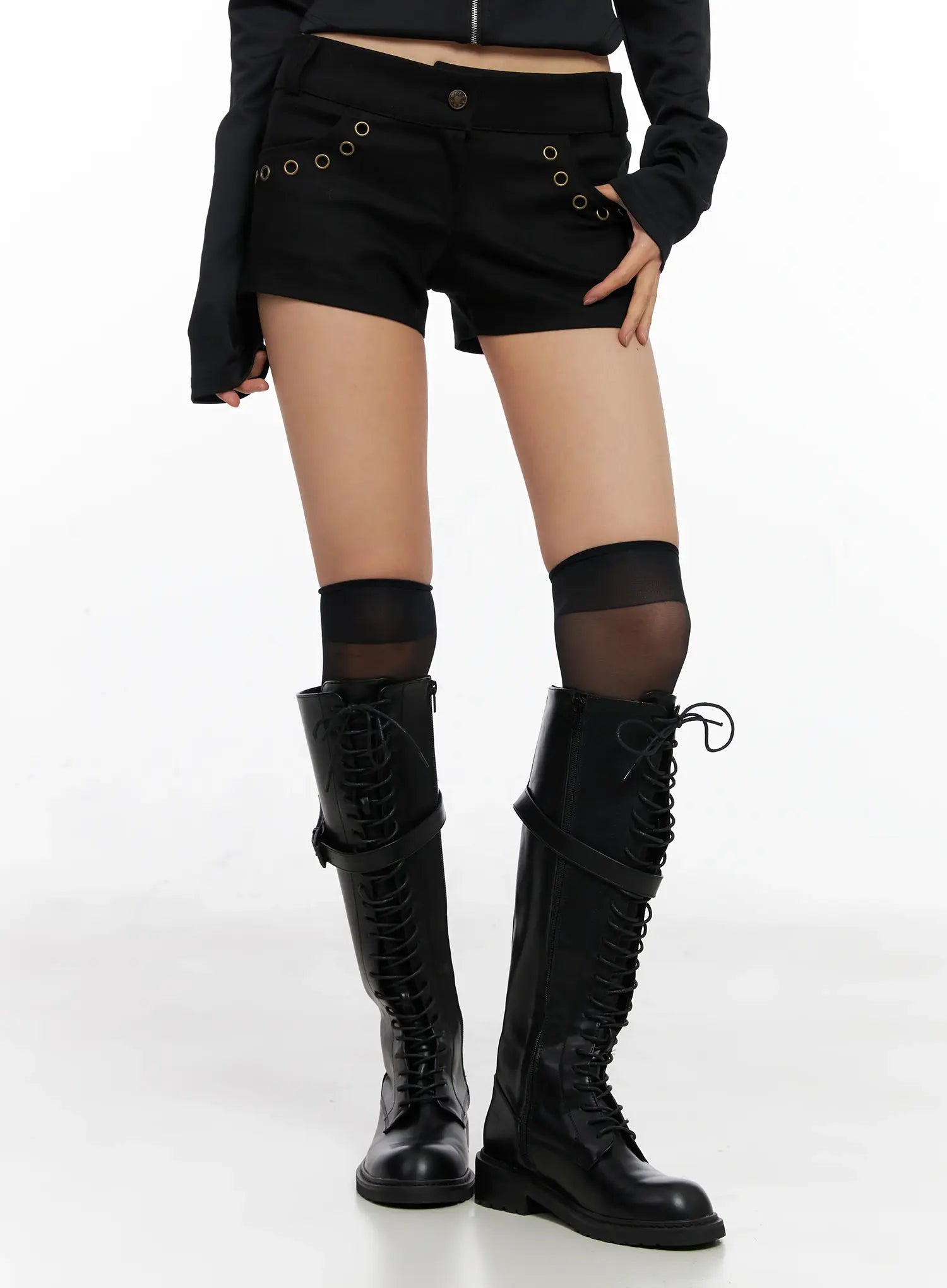 low-rise-eyelet-shorts-co529 / Black