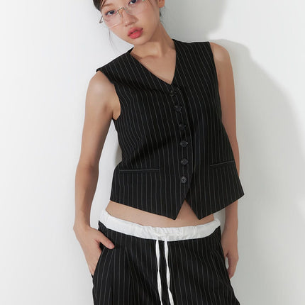 striped-v-neck-vest-cs405 / Black