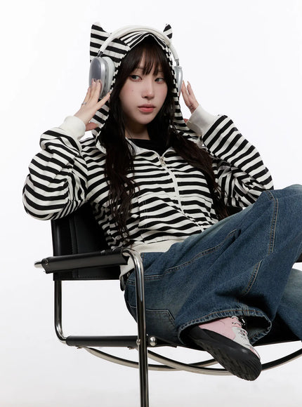 cat-ear-striped-hoodie-co501 / Black