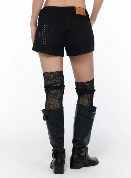 gothic-cross-detail-shorts-ca515 / Black