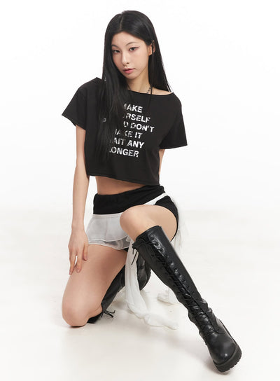 off-shoulder-graphic-crop-top-ca514 / Black