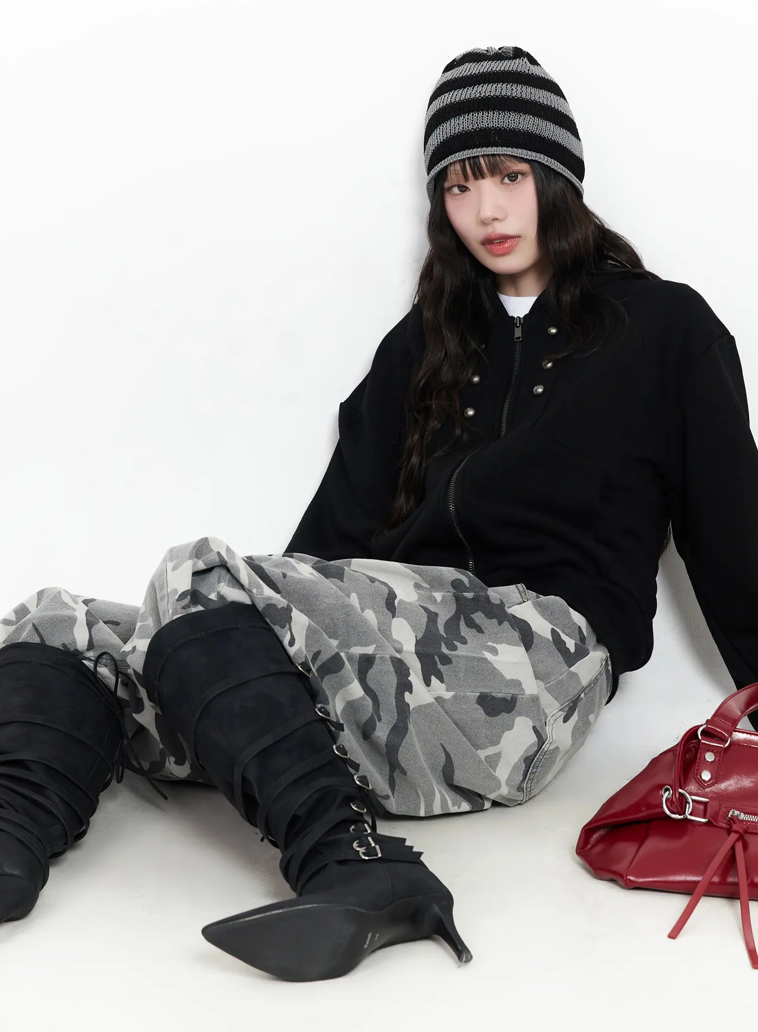 eyelet-zip-up-hoodie-cm526 / Black