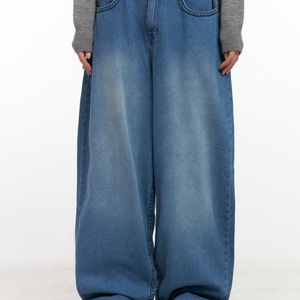 charlie-stitched-baggy-jeans-cn416 / Blue