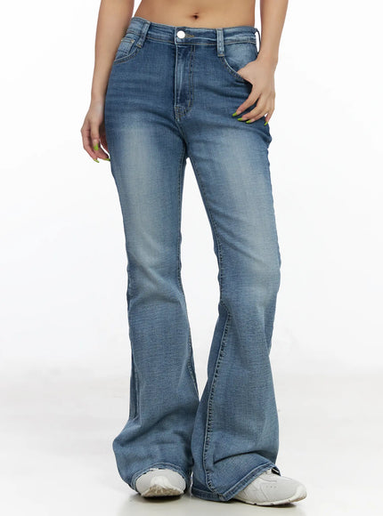 dylan-medium-wash-flared-jeans-cf513 / Blue