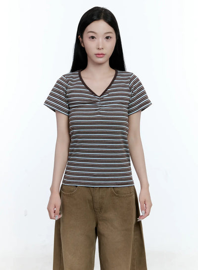 striped-v-neck-shirred-tee-cg501 / Brown