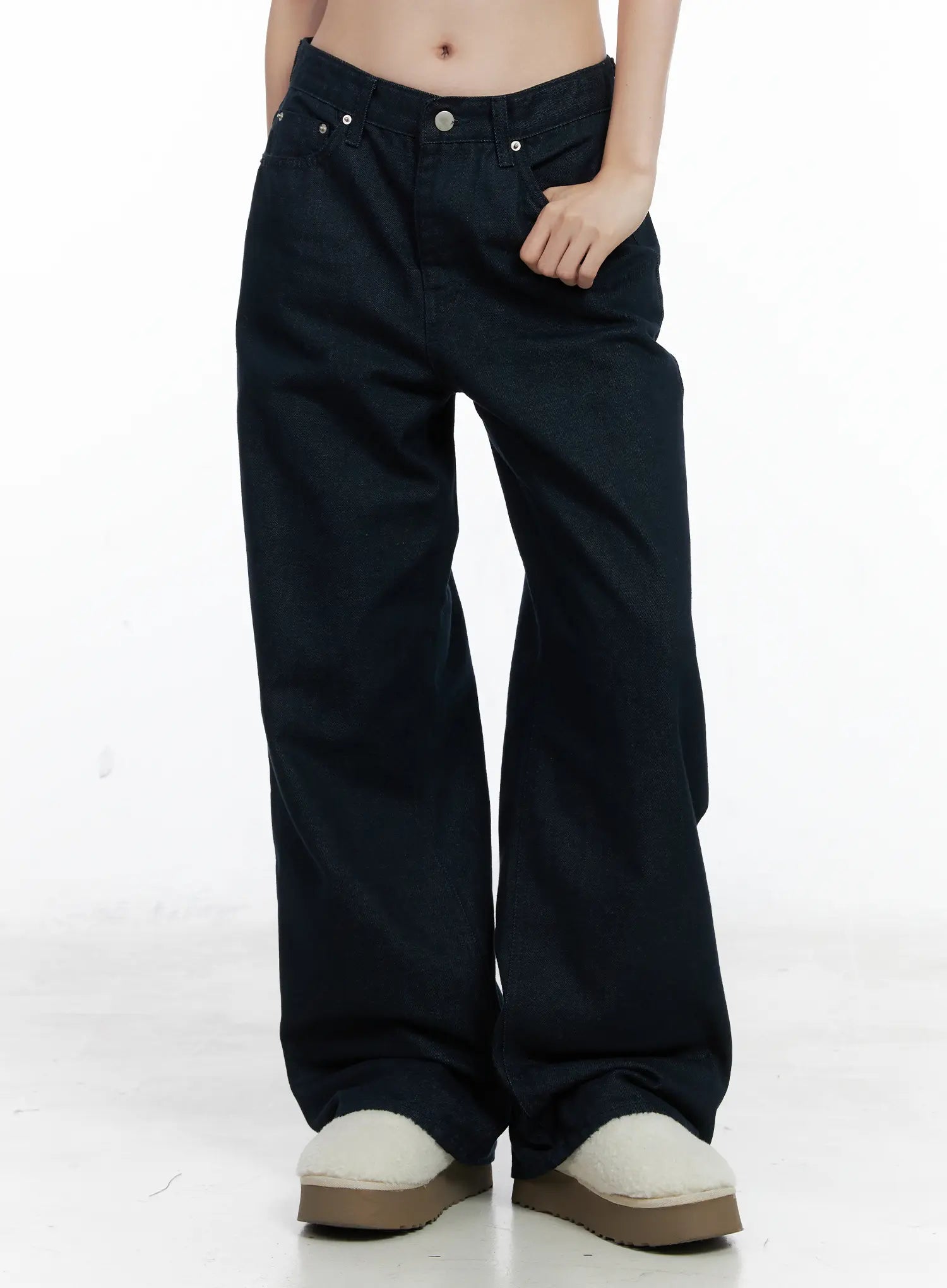 drew-non-fade-relaxed-fit-wide-jeans-cn519 / Dark blue