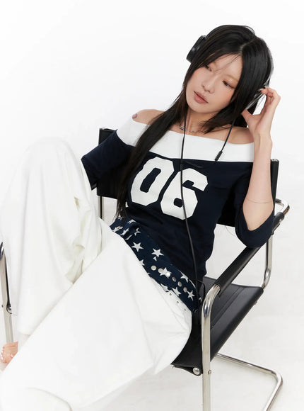 contrast-number-off-shoulder-tee-cl525 / Dark blue