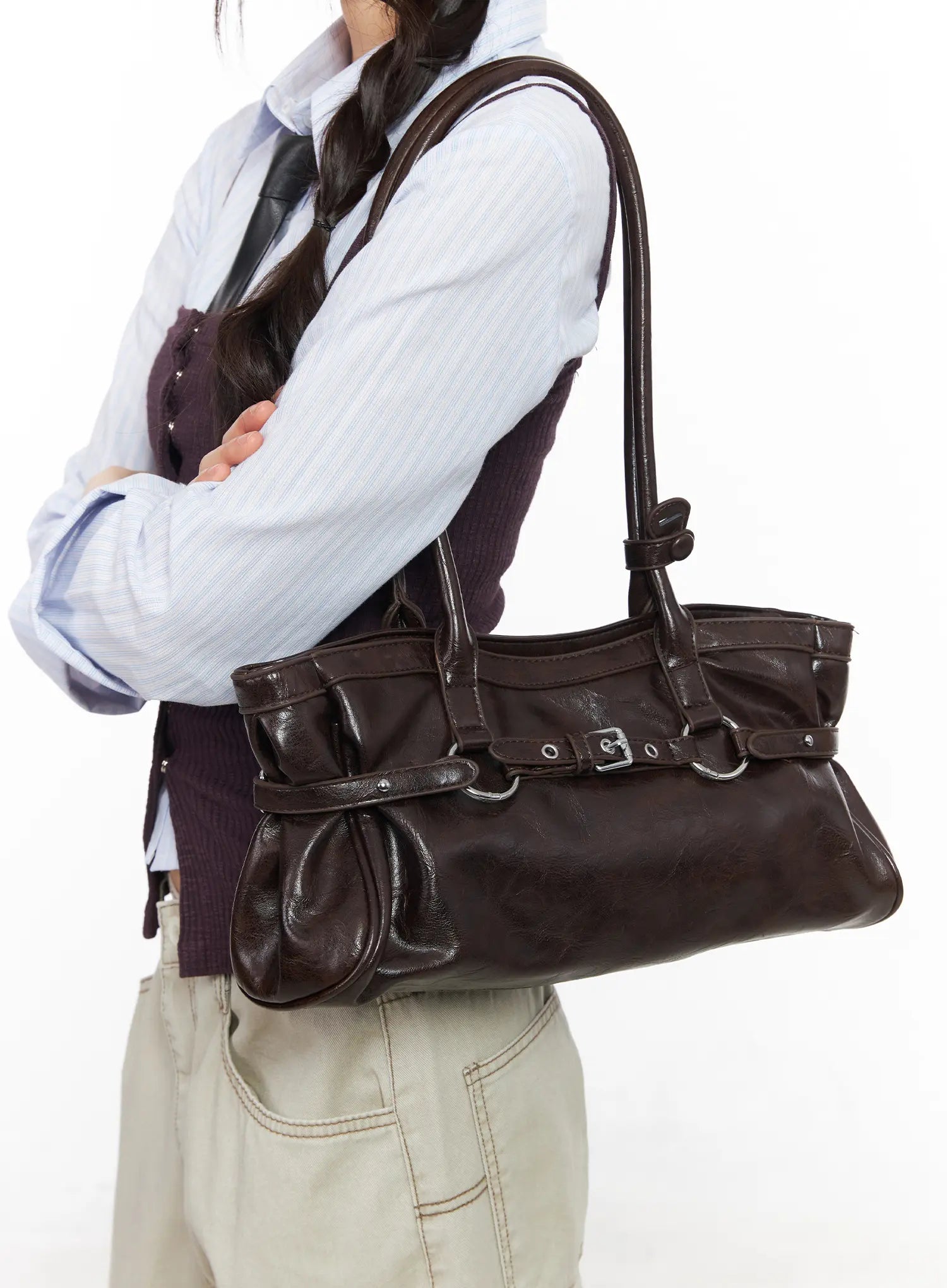 buckle-accent-faux-leather-shoulder-bag-cm526 / Dark brown