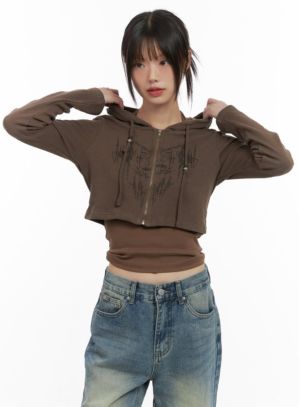 stylish-graphic-hooded-crop-cs412 / Dark brown