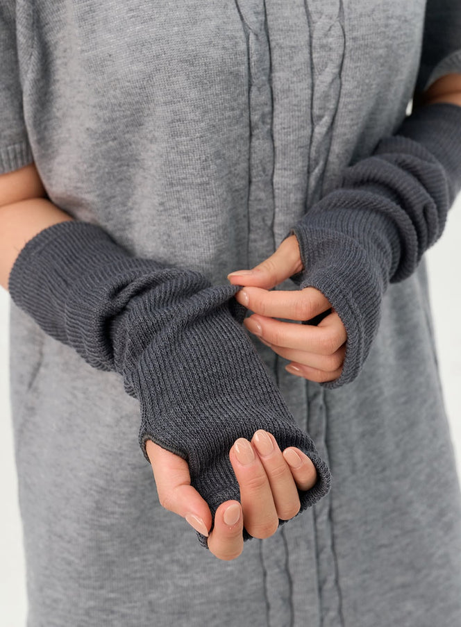 knitted-arm-warmer-oo331 / Dark gray