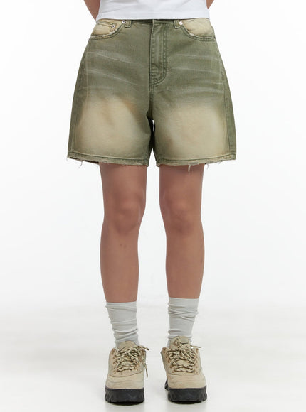 distressed-washed-shorts-cl417 / Green