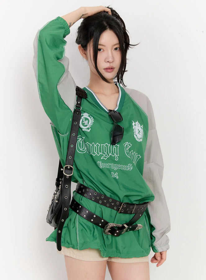 oversized-v-neck-graphic-sweatshirt-ca507 / Green