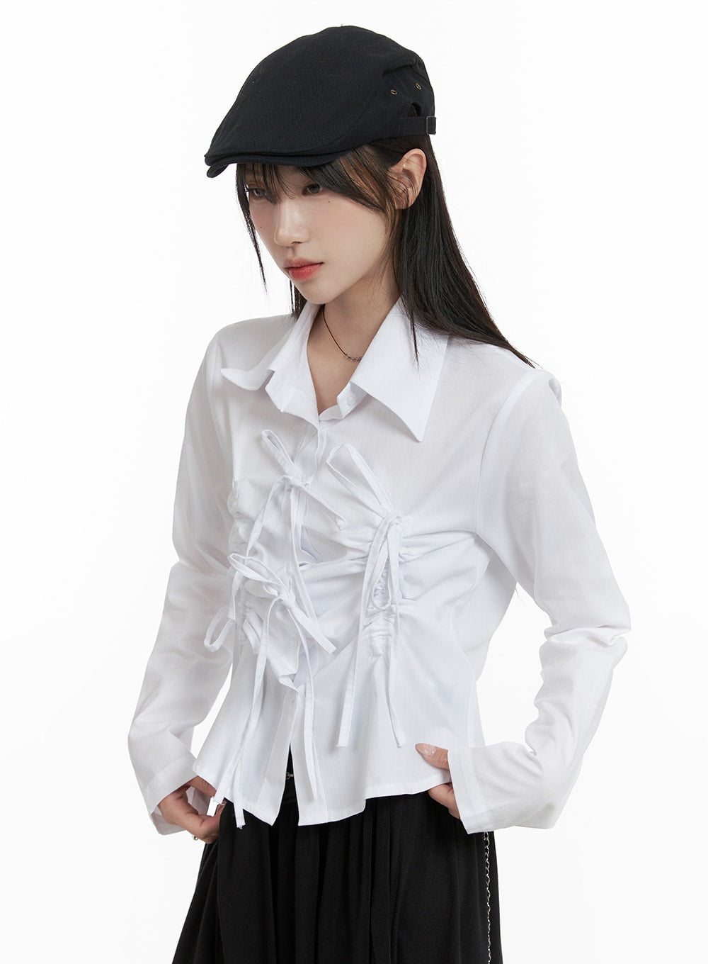 tie-shirred-crop-shirt-ca404 / Light beige