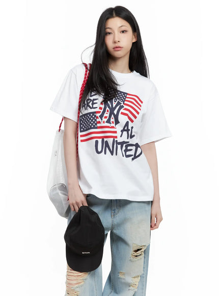 skater-graphic-oversized-tee-cu530 / White