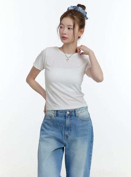 basic-short-sleeve-top-cf503 / Light beige