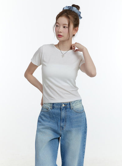 basic-short-sleeve-top-cf503 / Light beige