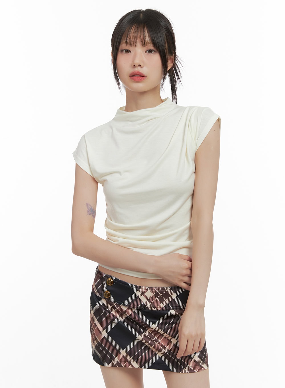 slimline-turtleneck-croptop-cs412 / Light beige