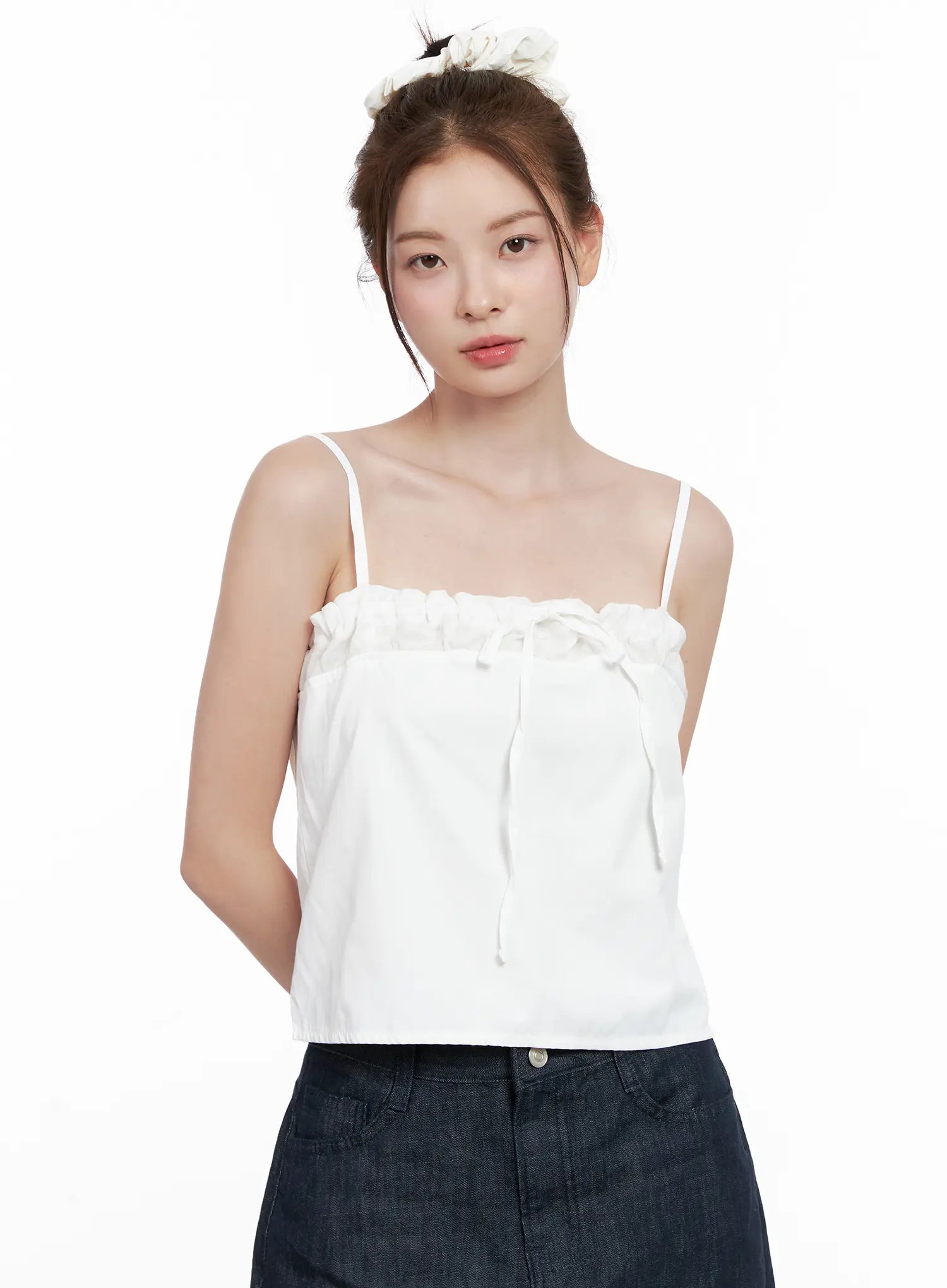 ruffle-trim-cami-cl523 / Light beige