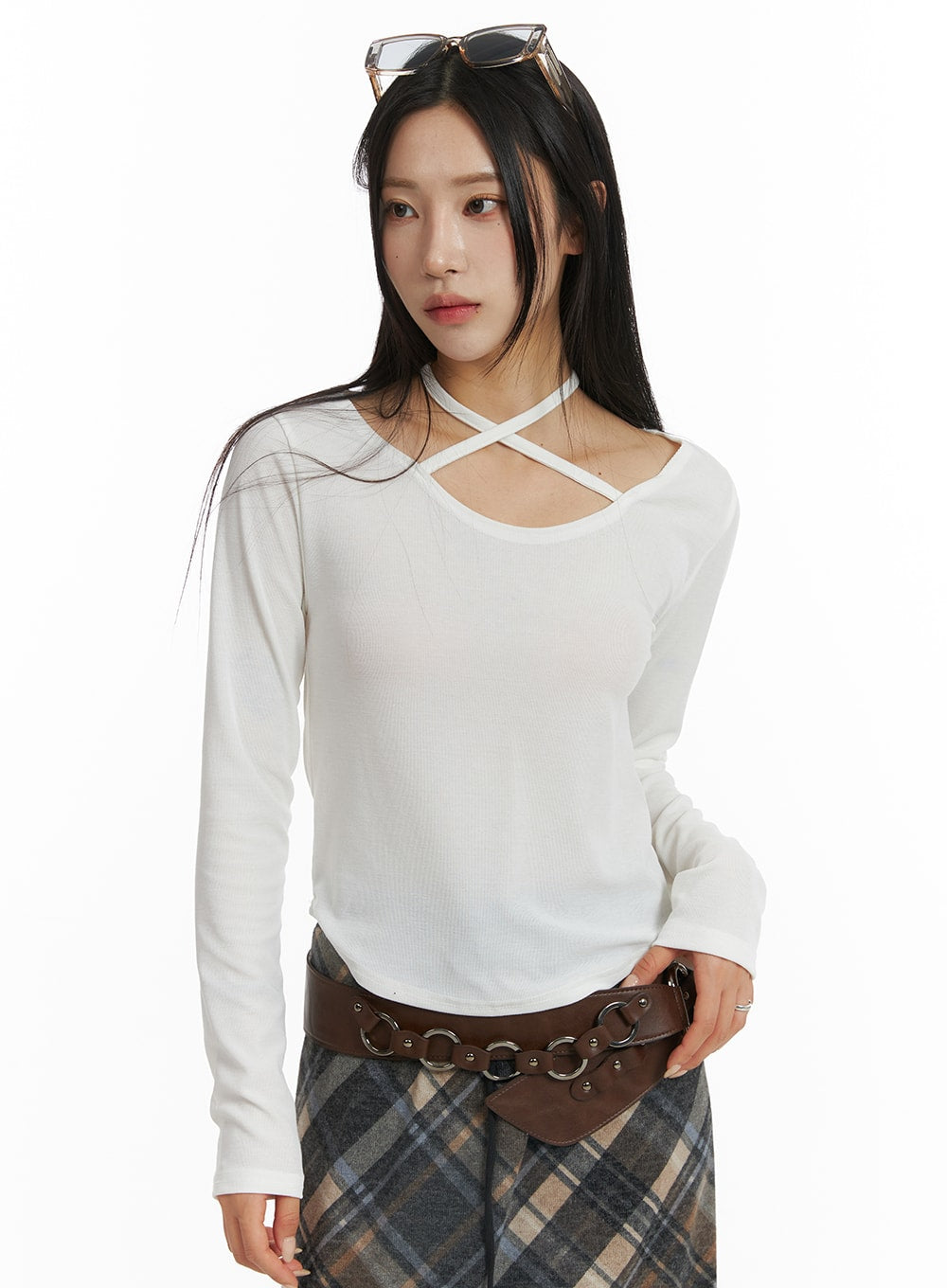 halter-neck-long-sleeve-top-cf401 / Light beige