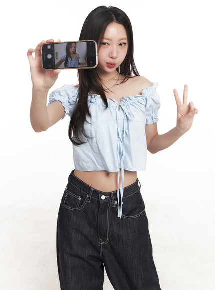 ribbon-off-shoulder-blouse-crop-top-ca529 / Light blue