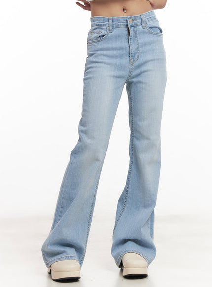 suzy-slim-fit-bootcut-jeans-cm505 / Light blue
