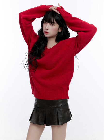 soft-knit-v-neck-sweater-cd420 / Red