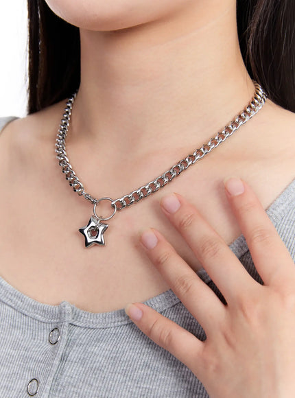 happy-necklace-iu527 / Silver