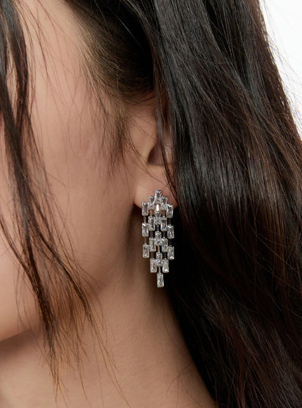 Flowing Cubic Earrings CG501