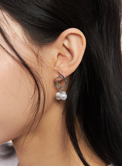 faux-pearl-bouquet-round-earrings-ca516