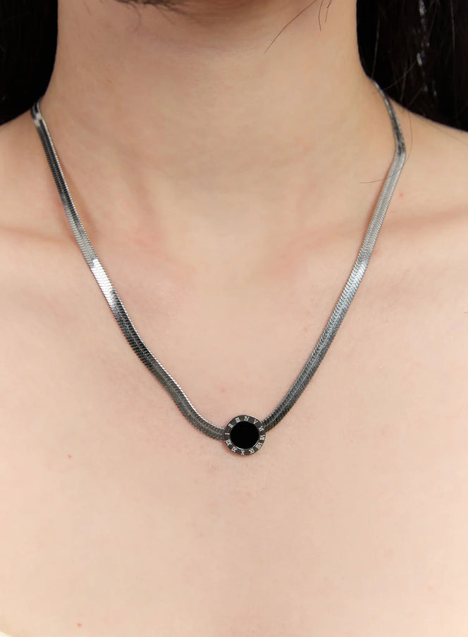 black-pendant-necklace-ca508 / Silver