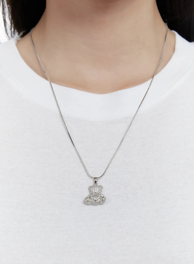 sparkling-bear-necklace-f502 / Silver