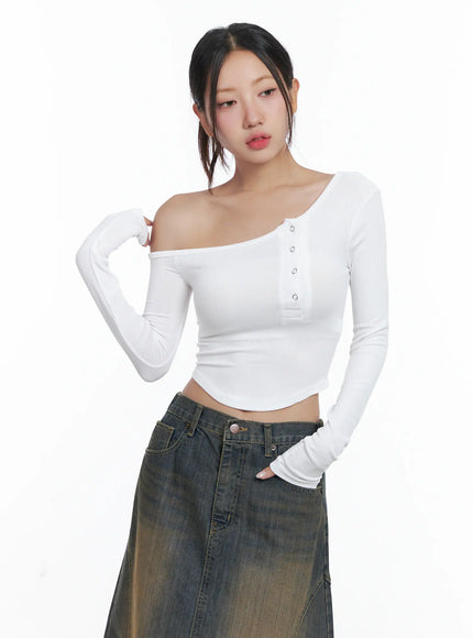 off-shoulder-asymmetric-long-sleeve-crop-top-cs503 / White