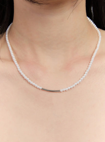 faux-pearl-necklace-ca508 / White