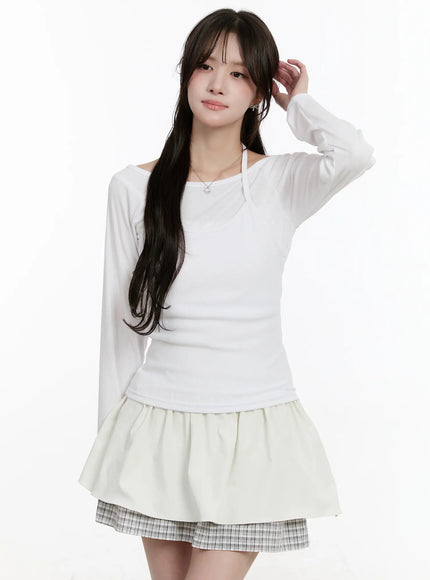 layered-off-shoulder-long-sleeve-top-cm510 / White