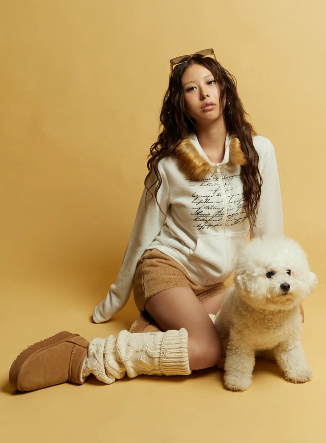 graphic-faux-fur-trim-zip-up-hoodie-cd512 / White