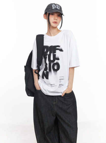 spray-graphic-oversize-t-shirt-cy528 / White