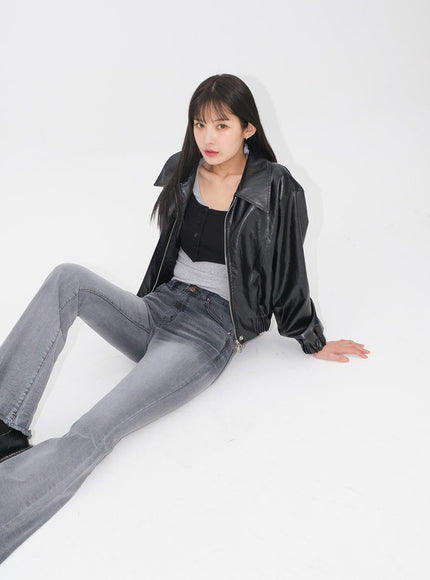 Veste courte en faux cuir J19